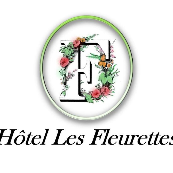 Hotel Les Fleurettes วากาดูกู ภายนอก รูปภาพ